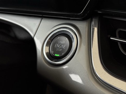 Used 2024 Chevrolet Trax LT image 33