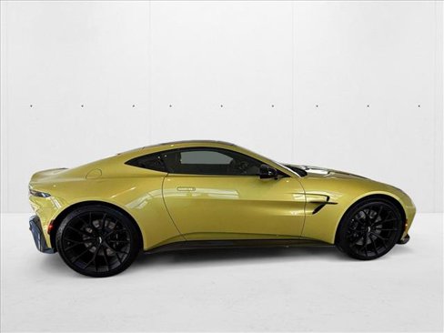 New 2025 Aston Martin V8 Vantage Coupe image 8