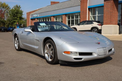 Used 2002 Chevrolet Corvette Convertible w/ Preferred Equipment Group2 image 2