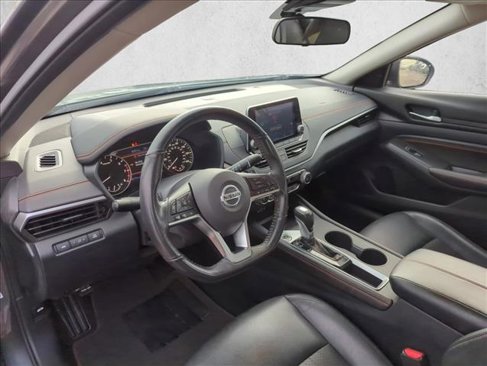 Used 2022 Nissan Altima 2.5 SR image 9