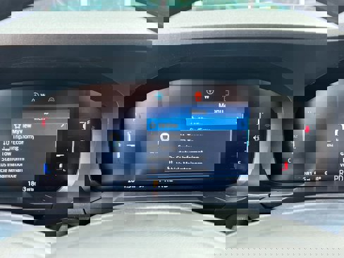 New 2025 Ford Maverick XLT image 12
