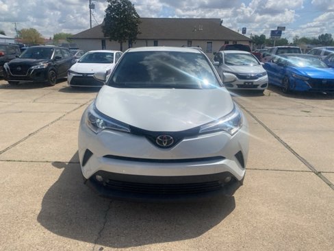 Used 2018 Toyota C-HR XLE image 9