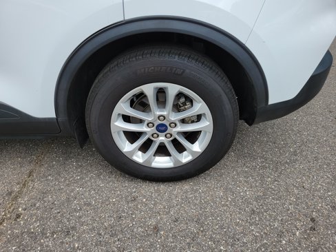 Used 2021 Ford Escape SE image 8