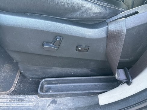 Used 2018 Dodge Grand Caravan SXT image 18