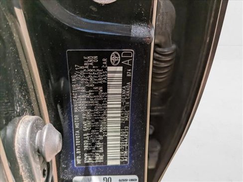 Used 2017 Toyota Corolla LE image 15