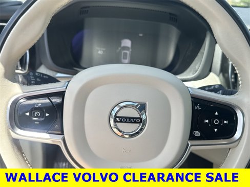Used 2024 Volvo XC60 B5 Plus w/ Protection Package Premier image 10