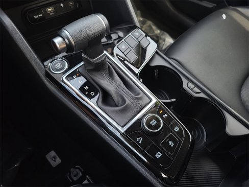 Used 2023 Kia Sportage EX image 18