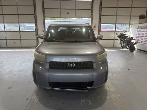 Used 2009 Scion xB image 4