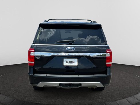 Used 2020 Ford Expedition XLT w/ Equipment Group 202A image 5