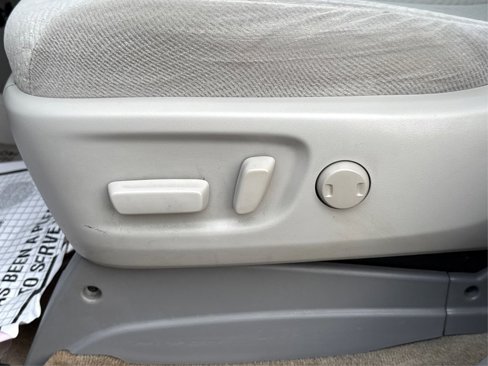 Used 2012 Toyota Sienna LE image 20