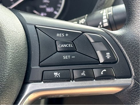 Used 2023 Nissan Sentra SV image 11