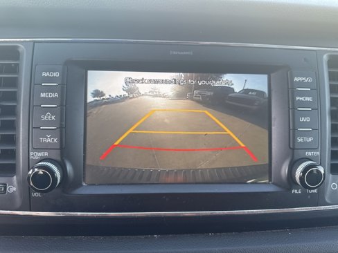 Used 2017 Kia Sedona LX w/ LX Essentials Premium Package image 21