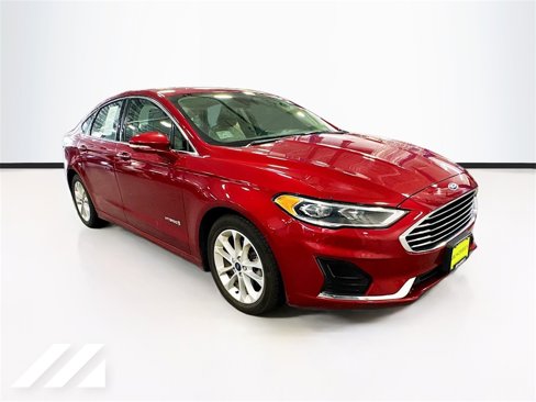 Used 2019 Ford Fusion SEL image 3