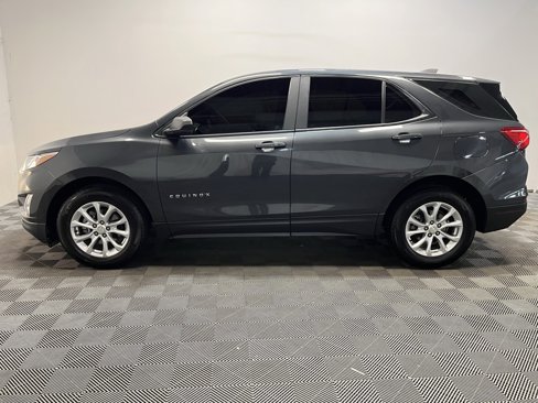 Used 2020 Chevrolet Equinox LS image 23
