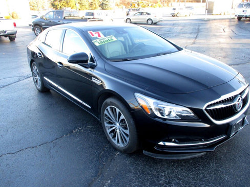 Used 2017 Buick LaCrosse Premium image 8