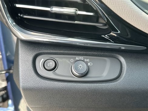 New 2025 Buick Envista Avenir image 32