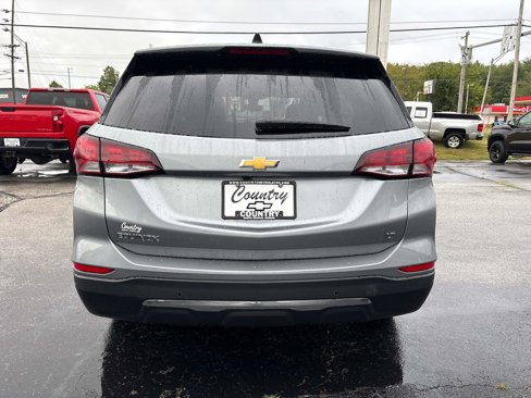 Used 2024 Chevrolet Equinox LT image 3