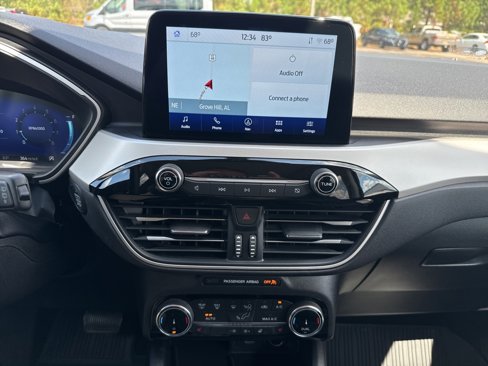 Used 2022 Ford Escape SEL w/ Technology Package image 4