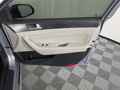 Used 2016 Hyundai Sonata Sport w/ Option Group 03 image 36