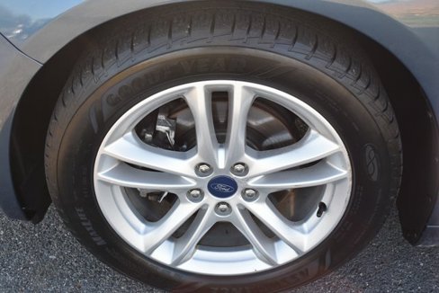 Used 2018 Ford Fusion SE w/ Fusion SE Technology Package image 46