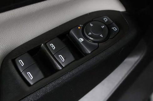Used 2021 Chevrolet Equinox LS w/ LS Convenience Package image 17
