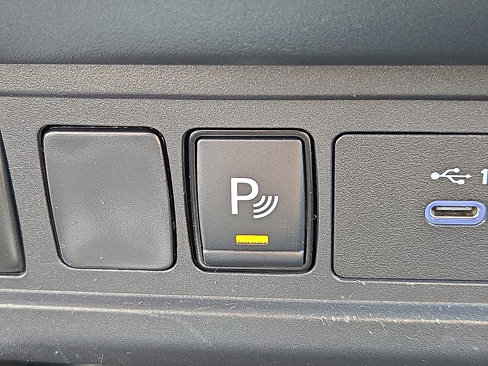 Used 2023 Nissan Frontier S w/ Technology Package image 28