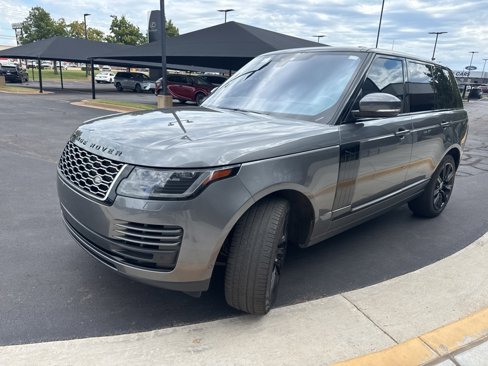 Used 2018 Land Rover Range Rover HSE image 1