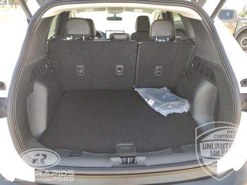 New 2025 Ford Escape SE w/ Class II Trailer Tow Package image 22