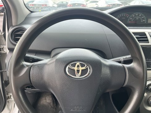 Used 2012 Toyota Yaris Sedan image 14