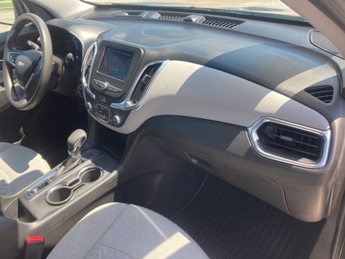 Used 2024 Chevrolet Equinox LS w/ LS Convenience Package image 21
