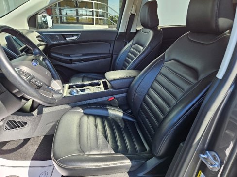 Used 2023 Ford Edge SEL image 21