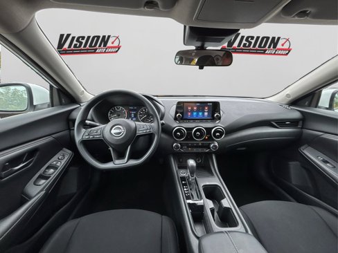 Certified 2025 Nissan Sentra S image 25