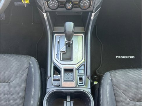 Used 2020 Subaru Forester image 18