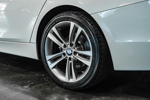 Used 2018 BMW 330i Sedan image 56