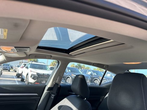Used 2021 Nissan Altima 2.5 SV image 16