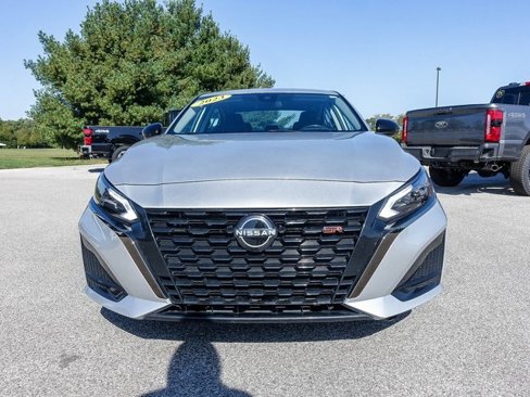 Used 2023 Nissan Altima 2.5 SR image 6
