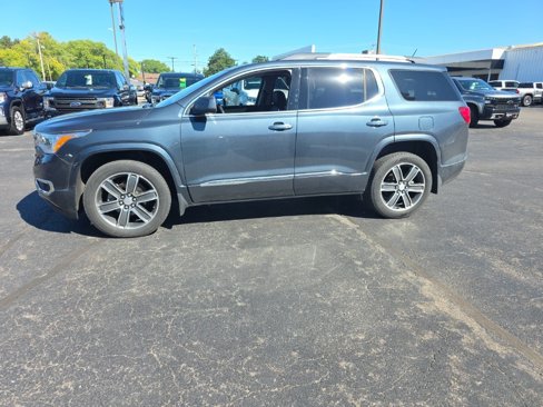Used 2019 GMC Acadia Denali image 1