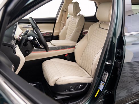 Used 2022 Genesis GV70 3.5T Sport w/ Sport Advanced Package image 14