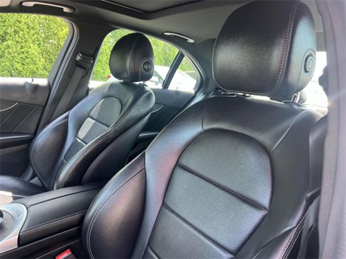 Used 2020 Mercedes-Benz C 300 4MATIC Sedan image 12