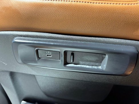Used 2021 BMW X5 xDrive40i w/ Premium Package image 33