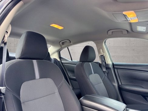 Used 2023 Nissan Sentra SV image 24
