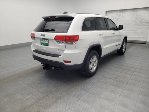 Used 2017 Jeep Grand Cherokee Laredo image 9