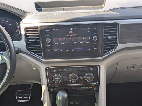Used 2019 Volkswagen Atlas SEL R-Line image 18