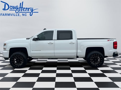 Used 2018 Chevrolet Silverado 1500 LT w/ All Star Edition image 2