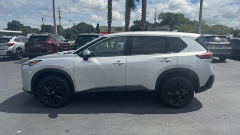 Used 2021 Nissan Rogue SV image 13