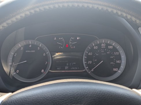 Used 2013 Nissan Sentra SR w/ Driver Pkg image 18