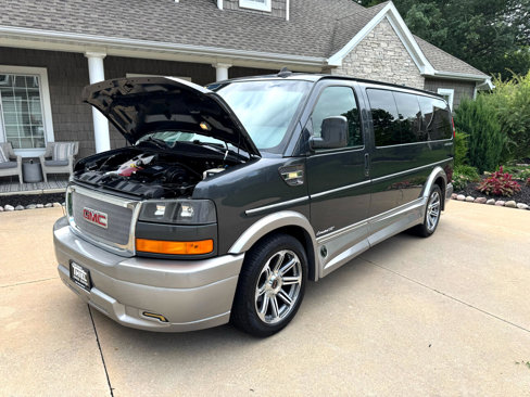 Used 2017 GMC Savana 2500 image 35