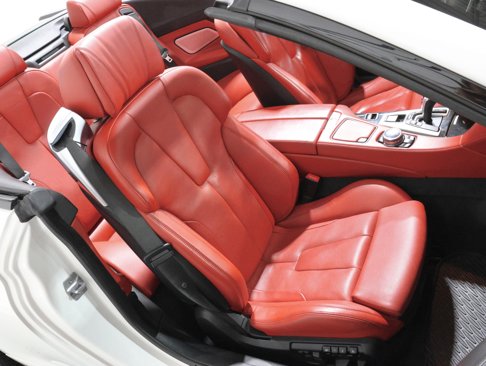 Used 2015 BMW M6 Convertible image 31