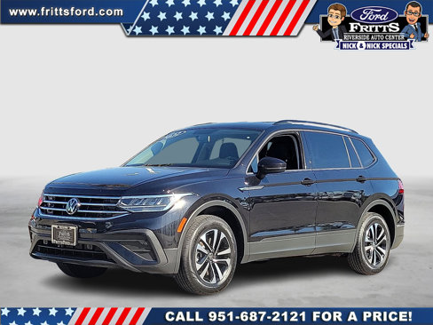 Used 2022 Volkswagen Tiguan S image 1