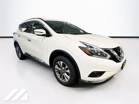 Used 2018 Nissan Murano SV image 3